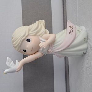 Precious Moments Blessings of Peace to You